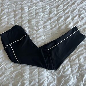 Body Glove Active Leggings Womens Large Pockets Athletic Capri